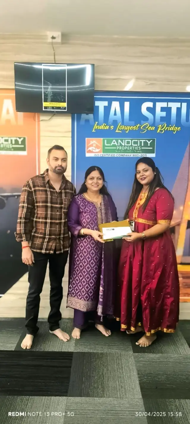 Happy customer booking 34